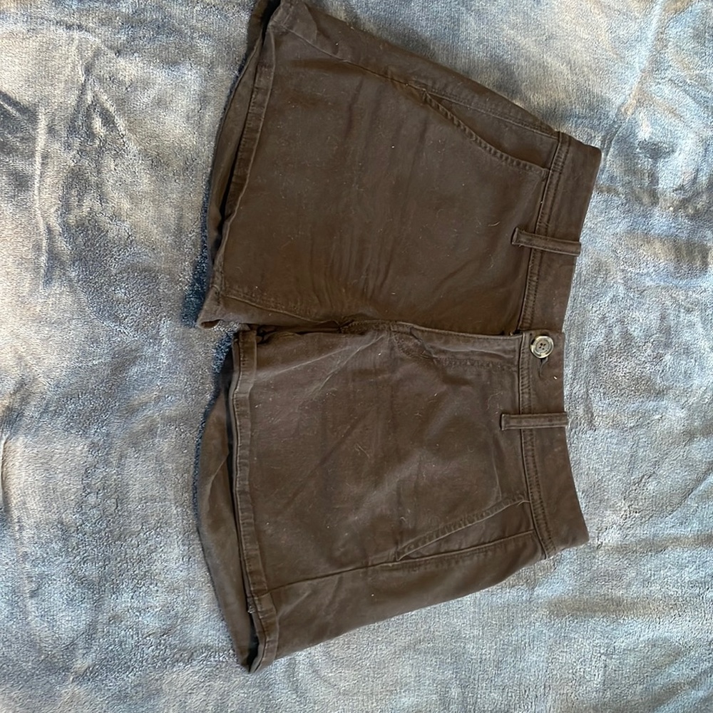 Super Stretch Black Midi Shorts